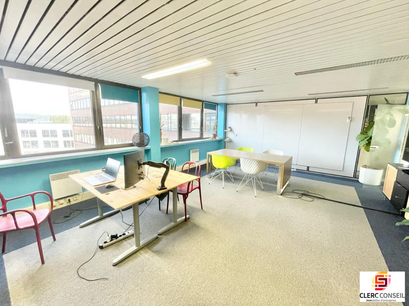 Bureau - 318 m²