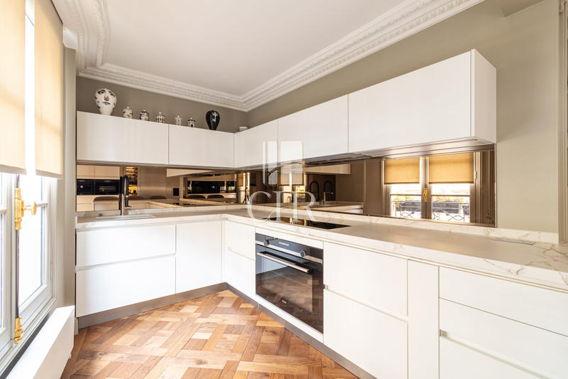 Appartement - 156 m² - 4 pièces