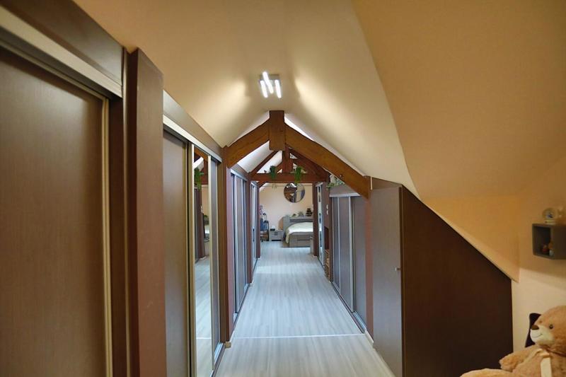 Maison - 424 m² - 14 pièces