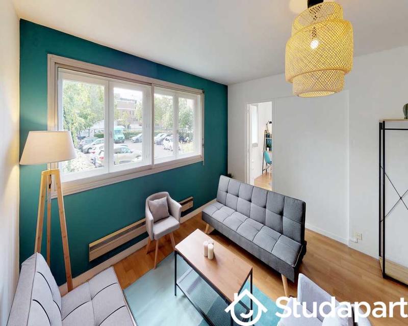 Chambre - 100 m² - 1 pièce