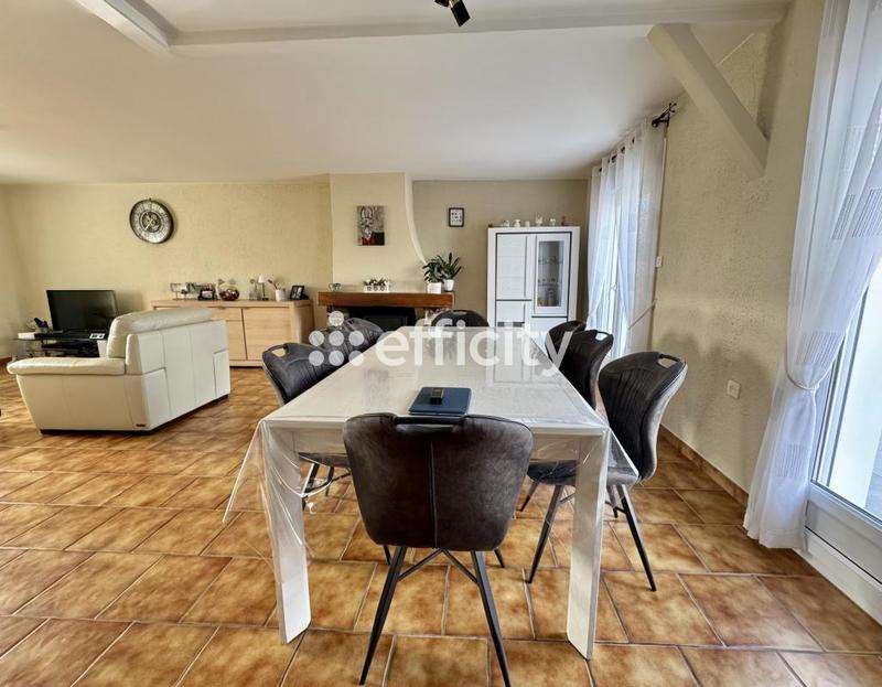 Maison - 100 m² - 5 pièces