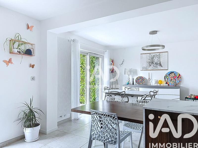 Maison - 125 m² - 5 pièces