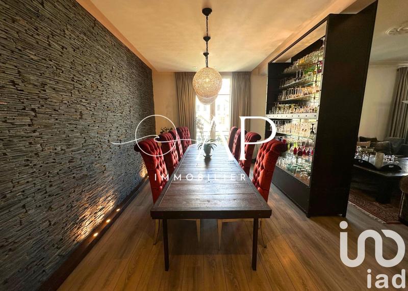 Appartement - 161 m² - 5 pièces