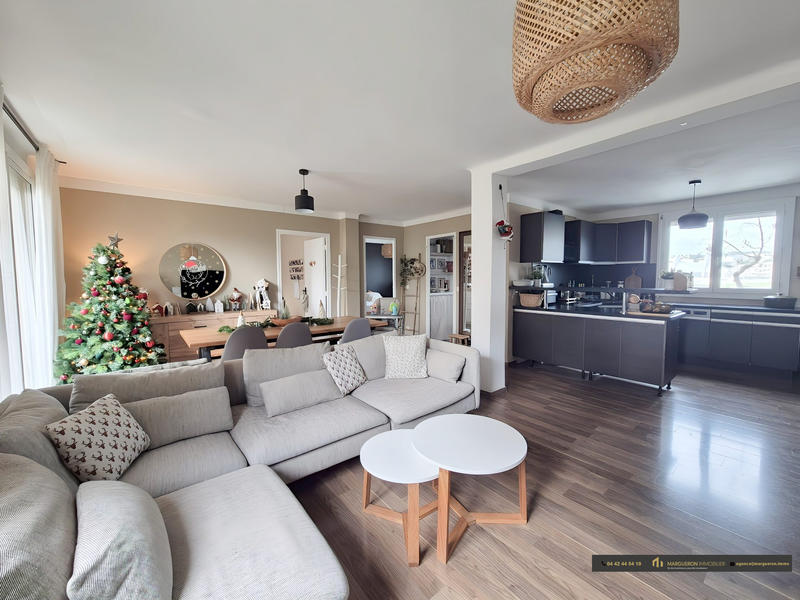 Appartement - 70 m² - 4 pièces