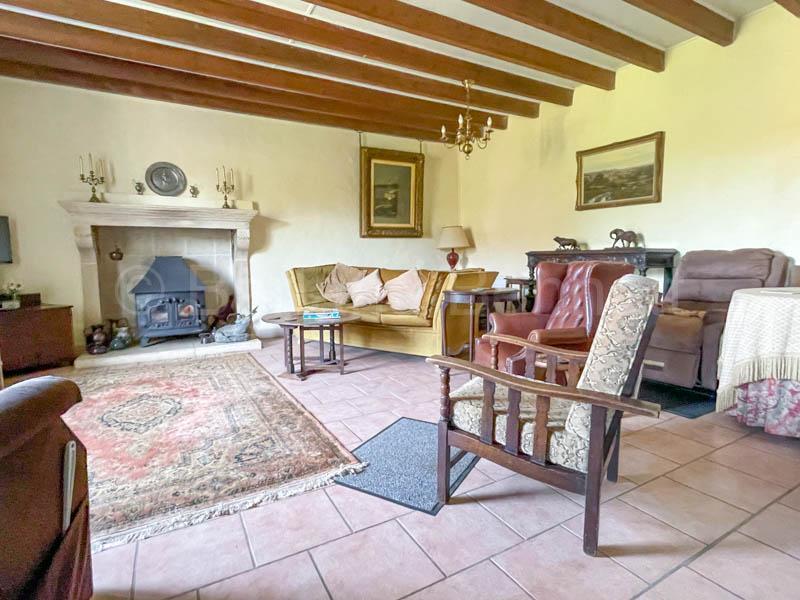 Maison de village - 220 m² - 6 pièces