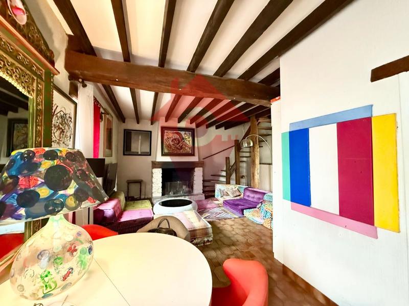 Corps de ferme - 180 m² - 4 pièces