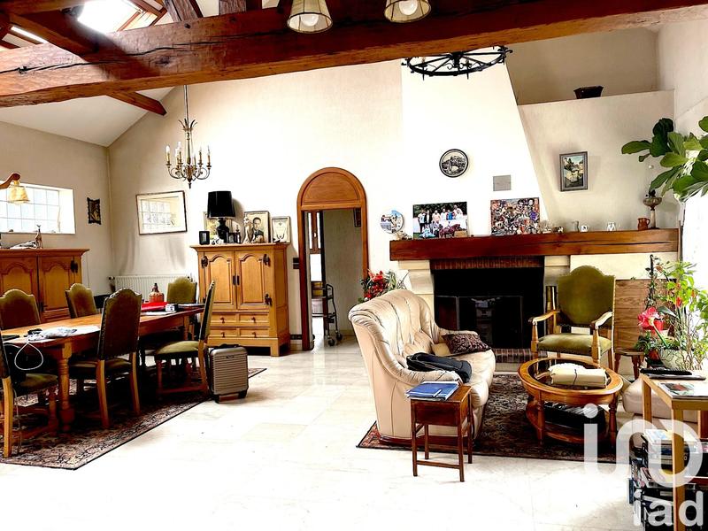 Maison de maîtres - 160 m² - 8 pièces