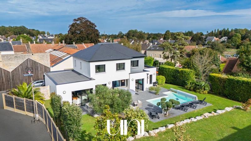 Maison - 185 m² - 6 pièces