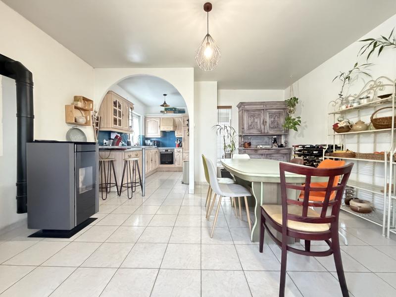 Maison - 85 m² - 4 pièces