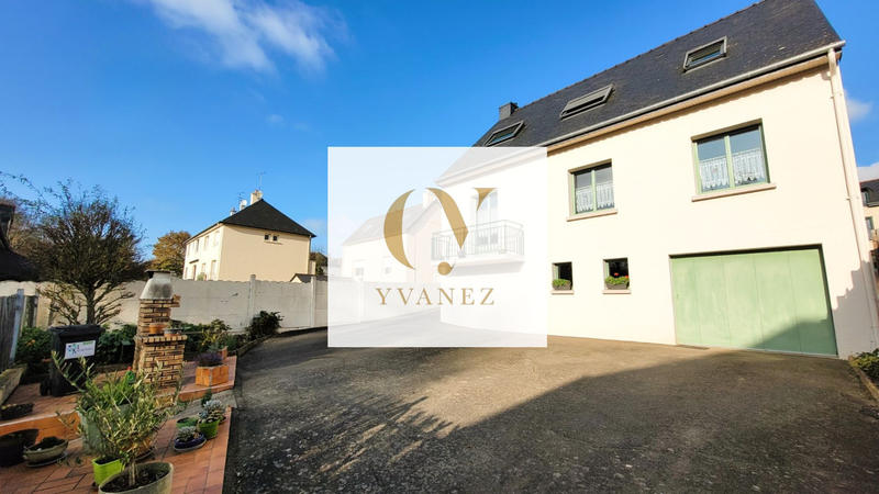 Maison - 123 m² - 7 pièces