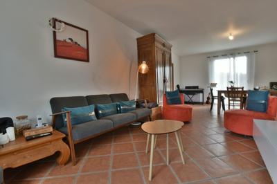 Maison - 121 m² - 6 pièces