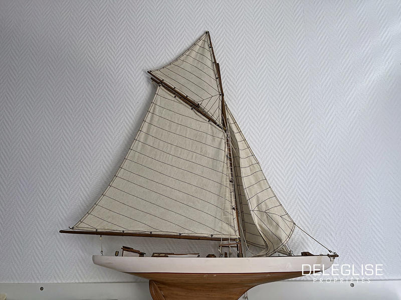 Demeure - 200 m² - 7 pièces