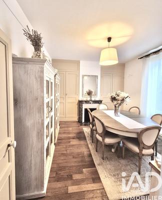 Maison de ville - 128 m² - 8 pièces