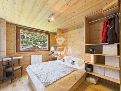 Appartement - 79 m² - 4 pièces