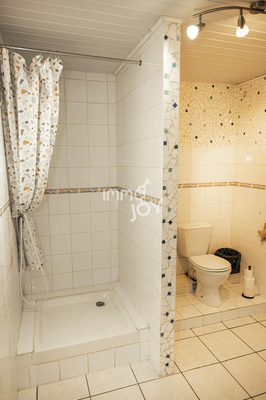 Maison - 190 m² - 7 pièces