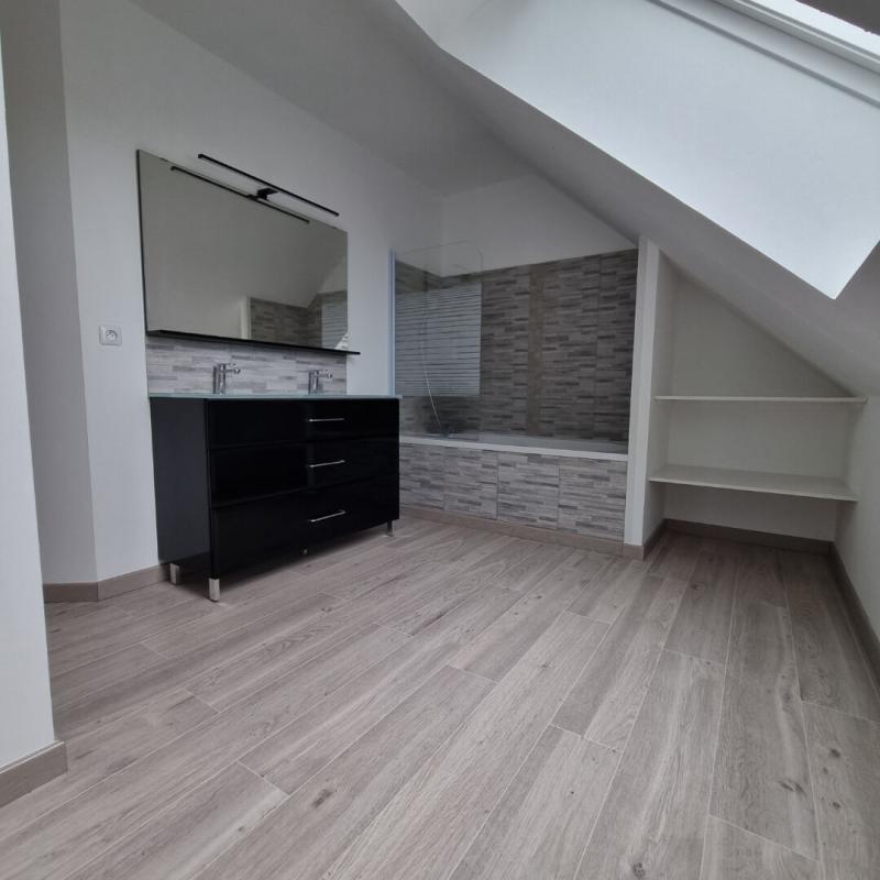 Pavillon - 120 m² - 4 pièces