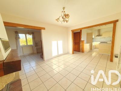 Maison - 85 m² - 4 pièces