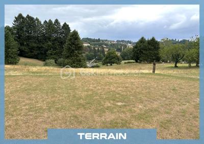 Propriété - 66 m² - 5 pièces