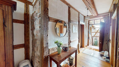 Maison - 243 m² - 6 pièces