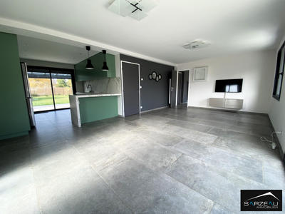 Maison - 101 m² - 5 pièces