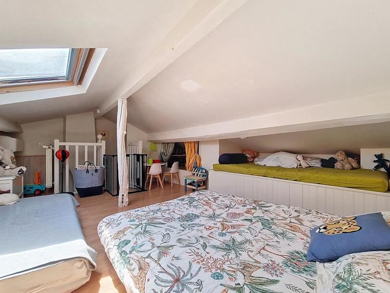 Maison - 90 m² - 3 pièces