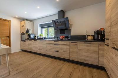 Maison - 226 m² - 8 pièces