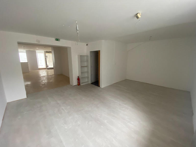 Local commercial - 80 m² - 2 pièces