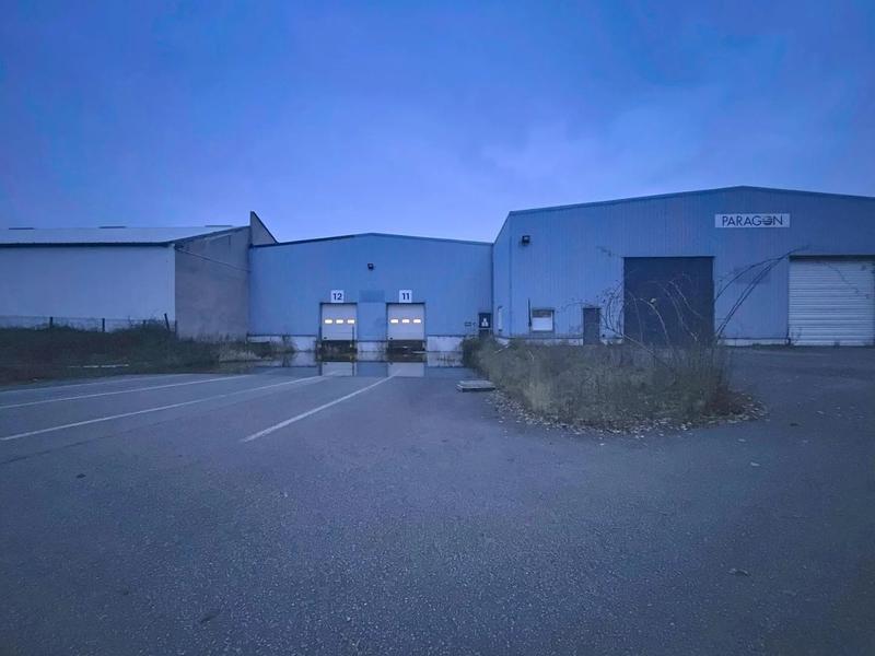 Entrepôt - 1 456 m²