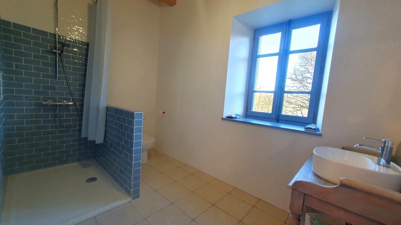 Propriété - 327 m² - 12 pièces