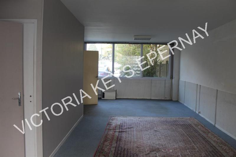 Maison - 330 m² - 13 pièces