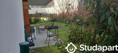 Chambre - 9 m² - 1 pièce