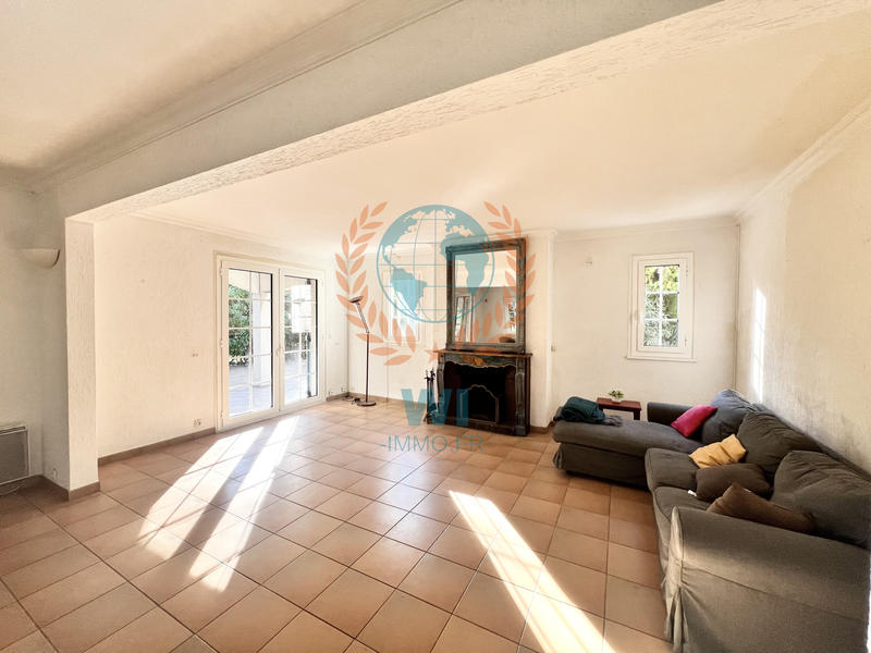 Maison - 183 m² - 6 pièces