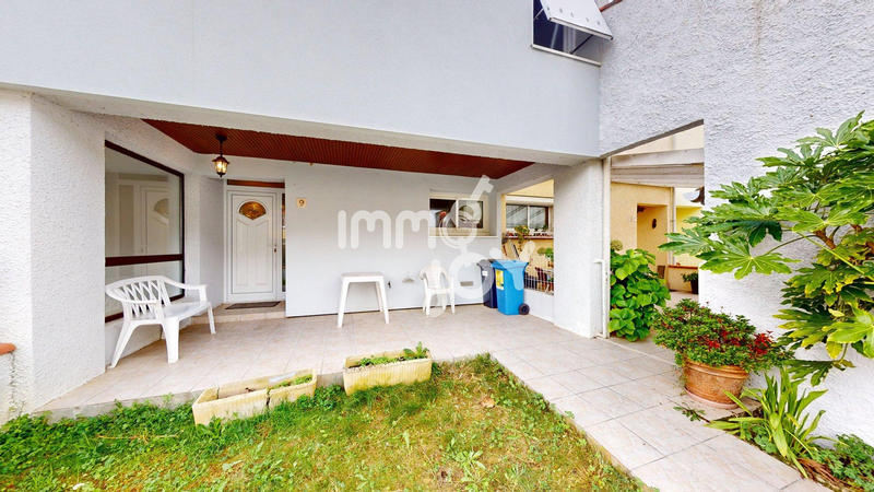 Maison - 96 m² - 5 pièces