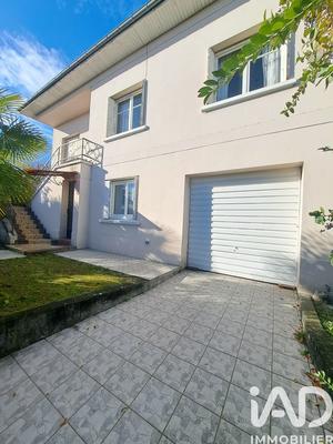 Maison - 136 m² - 4 pièces