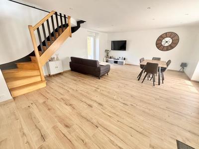 Maison - 125 m² - 4 pièces