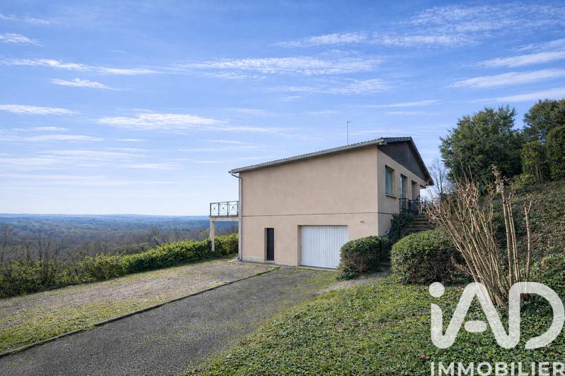 Maison - 140 m² - 8 pièces