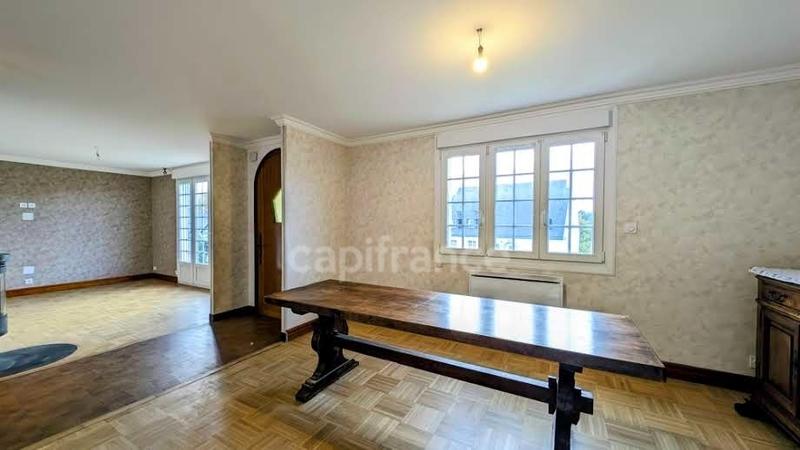 Maison - 111 m² - 6 pièces