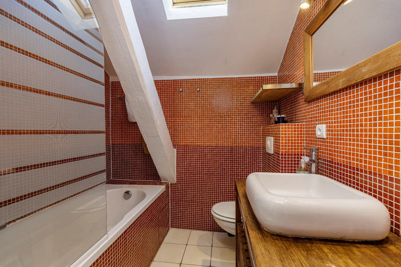 Maison - 195 m² - 7 pièces