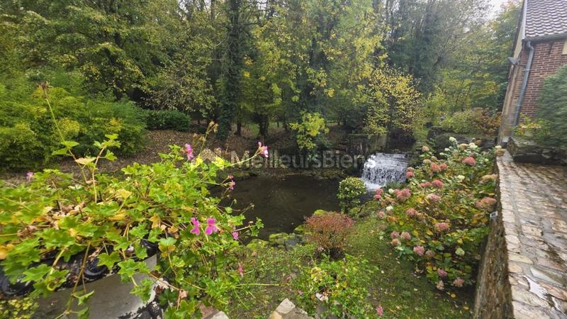 Propriété - 285 m² - 7 pièces