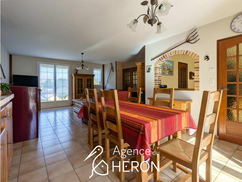 Maison - 145 m² - 5 pièces