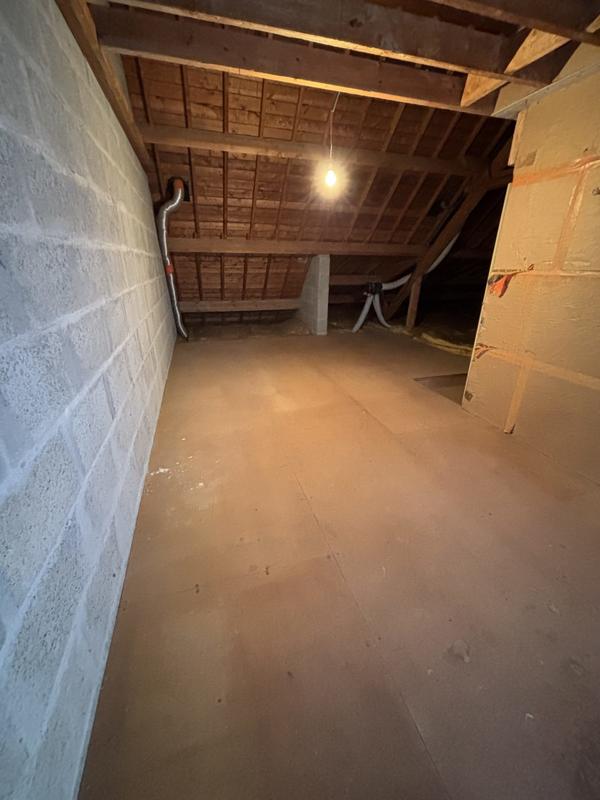 Maison - 84 m² - 4 pièces