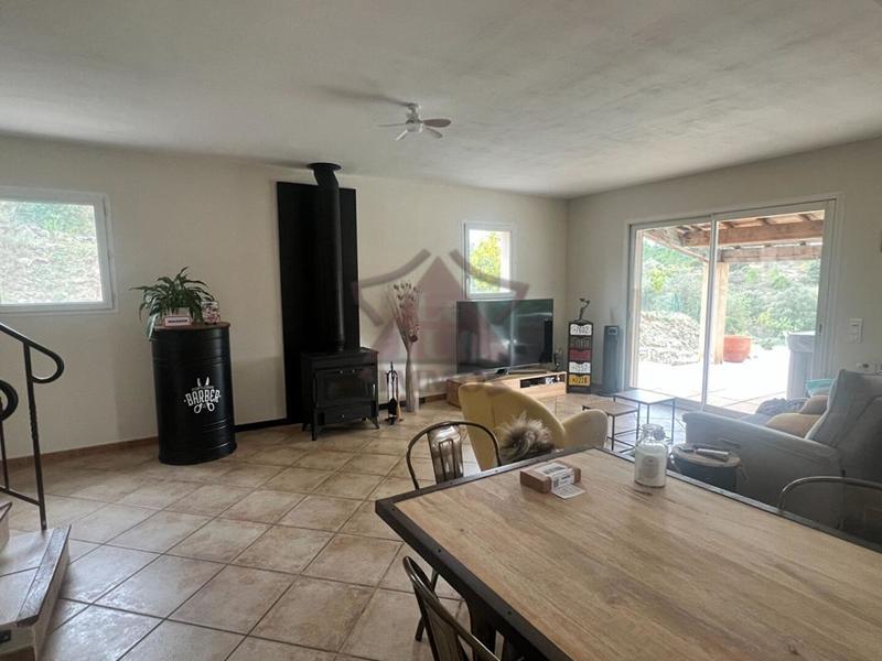 Maison - 106 m² - 5 pièces