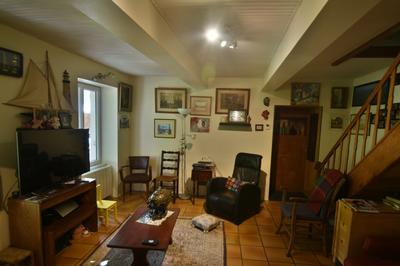 Maison - 137 m² - 7 pièces