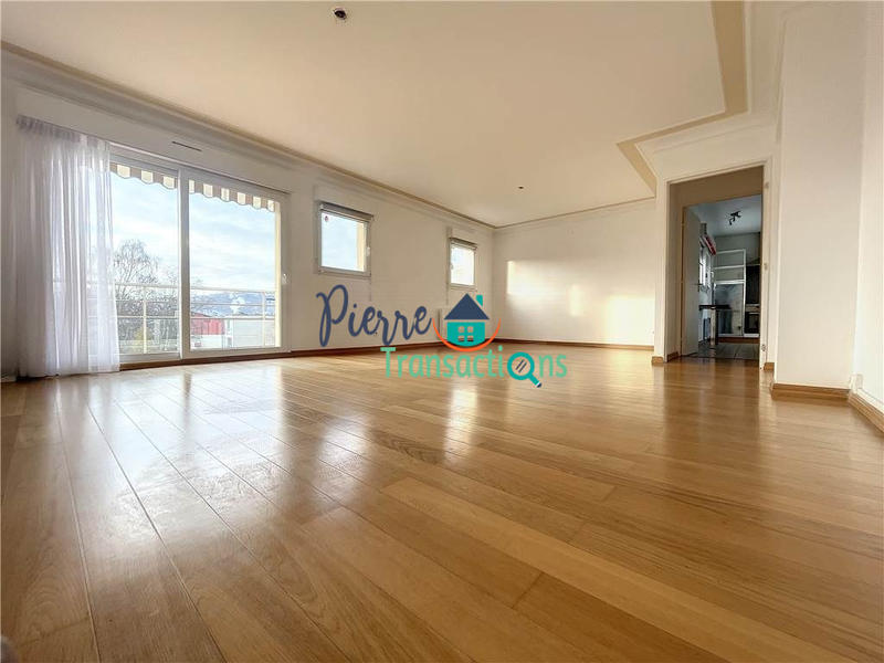 Appartement - 92 m² - 4 pièces