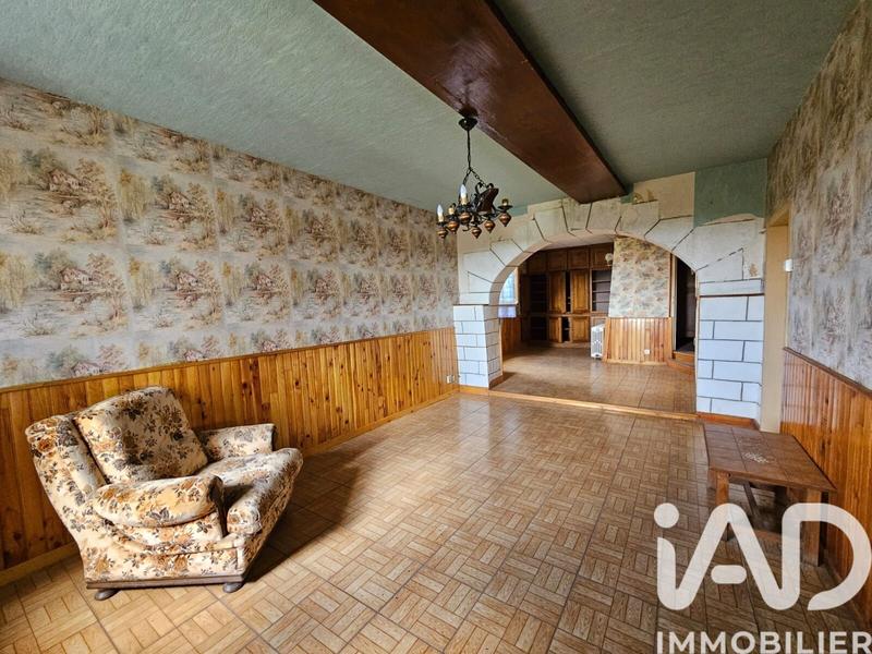 Maison - 153 m² - 11 pièces