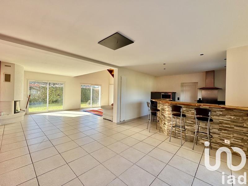 Maison - 186 m² - 6 pièces