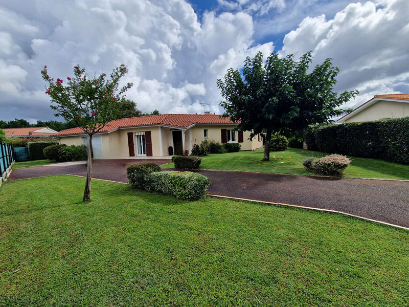 Maison - 108 m² - 4 pièces