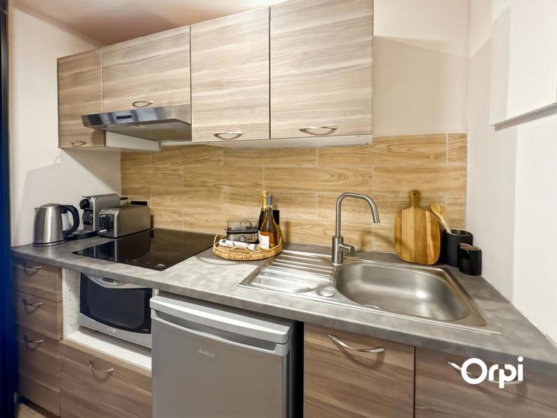 Studio - 27 m² - 2 pièces