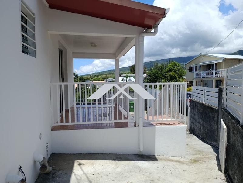 Maison - 60 m² - 4 pièces