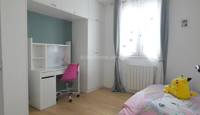 Maison - 140 m² - 8 pièces